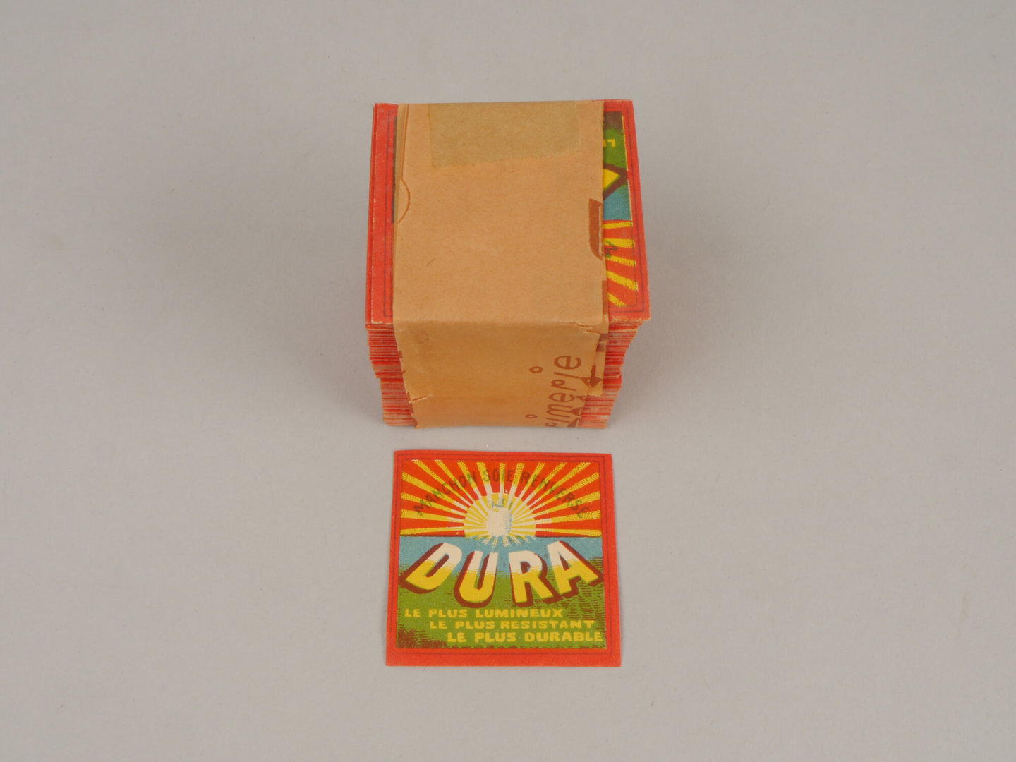 Verpakkingsetiket voor gloeikousje van het merk Dura
