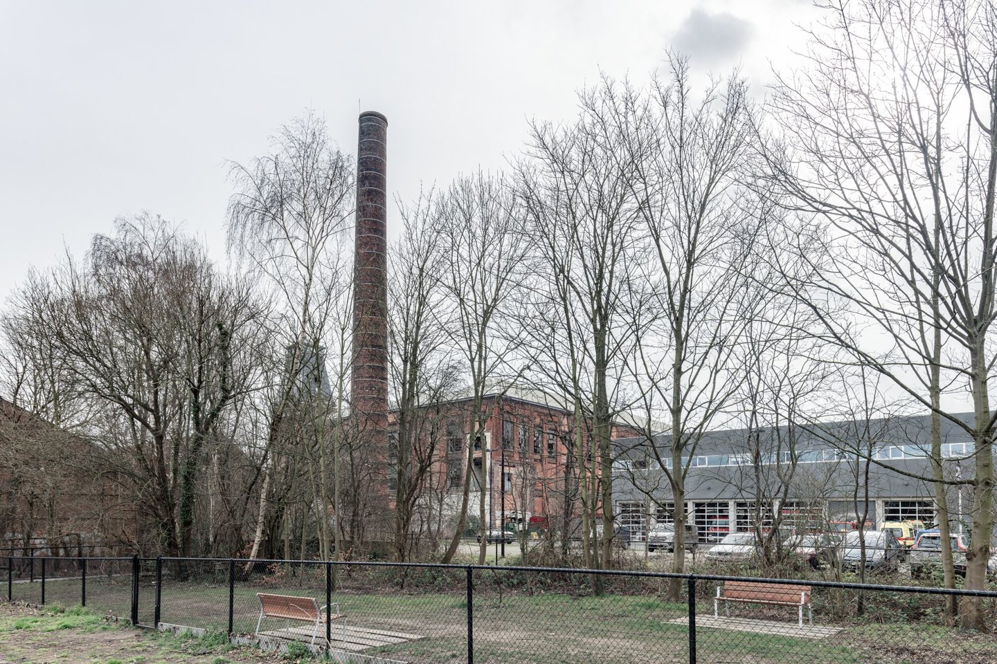 Buitenzicht van voormalige textielfabriek UCO Filature Nouvelle Orléans in Gent