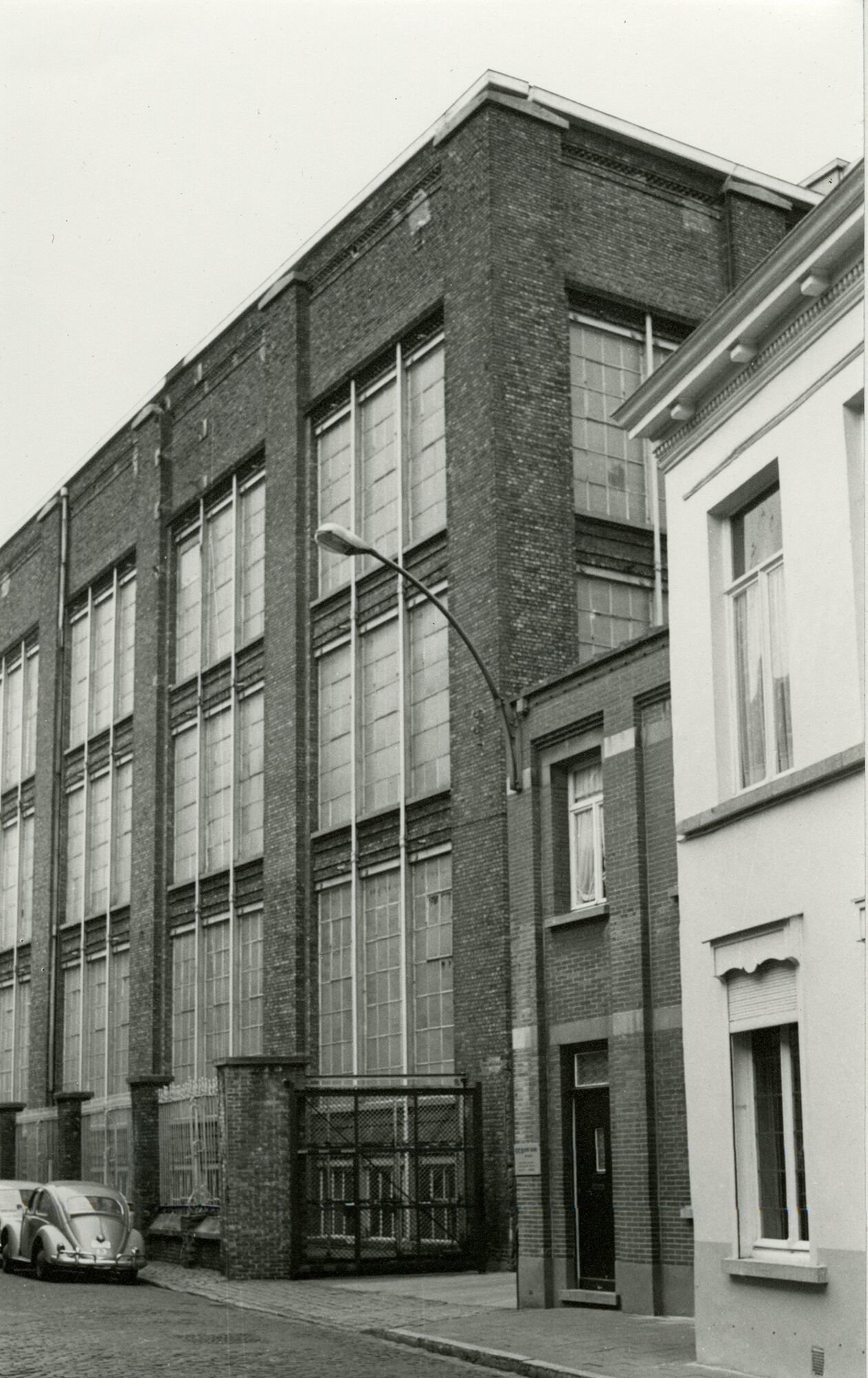 Buitenzicht van textielfabriek UCO Desmet-Guequier in Gent