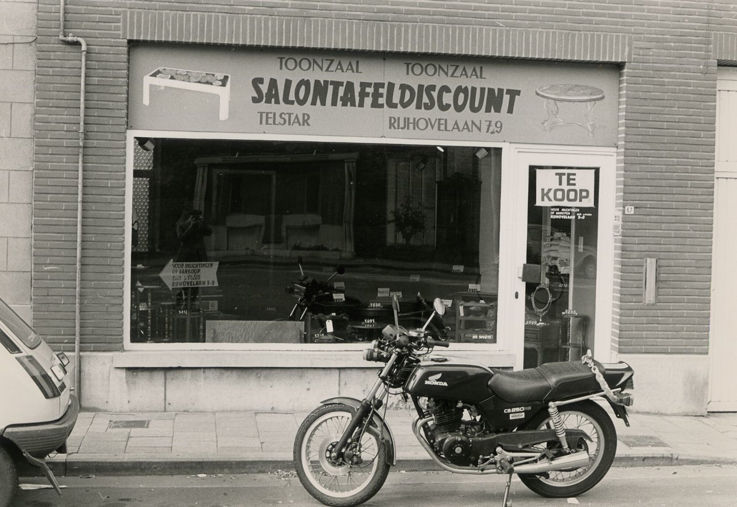 Etalage van woonwinkel Telstar in Gent