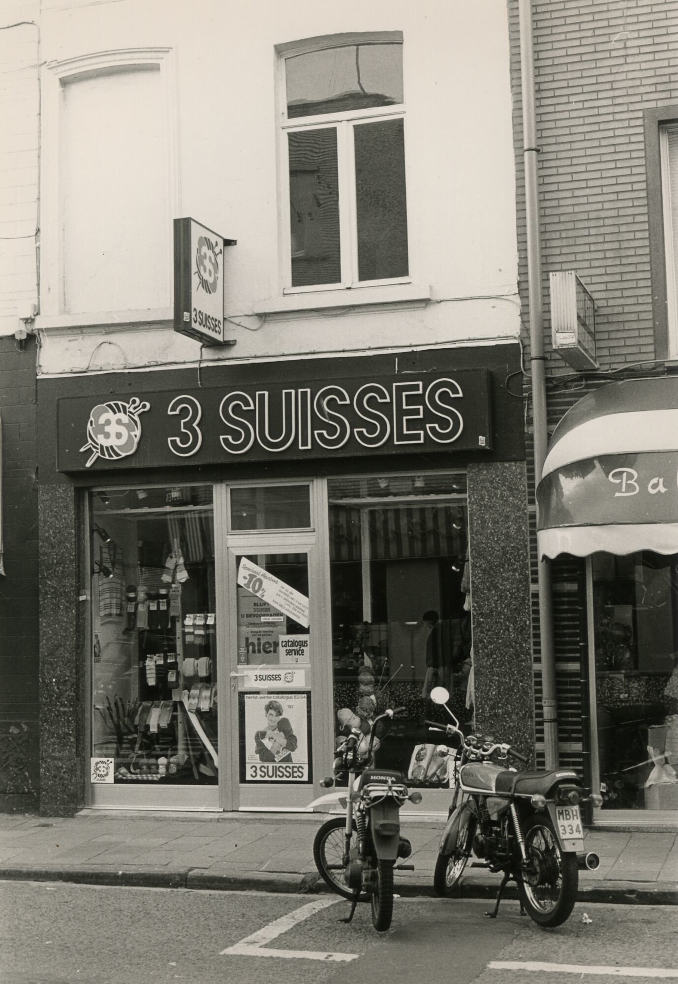 Etalage van breigoedwinkel 3 Suisses in Gent