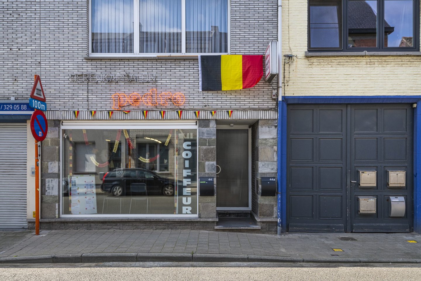 Etalage van kapsalon Pedro in Wondelgem
