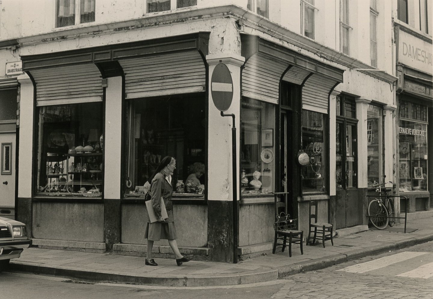 Etalage van een antiekhandel in Gent