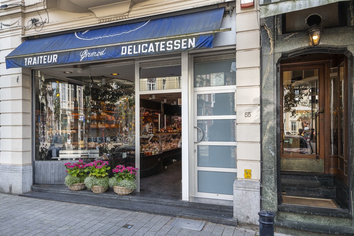 Etalage van Grimod, een winkel van bereide maaltijden & delicatessen in Gent