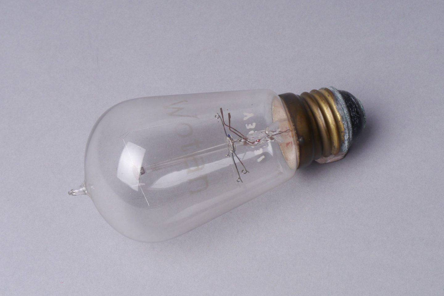 Gloeilamp van het merk Wotan