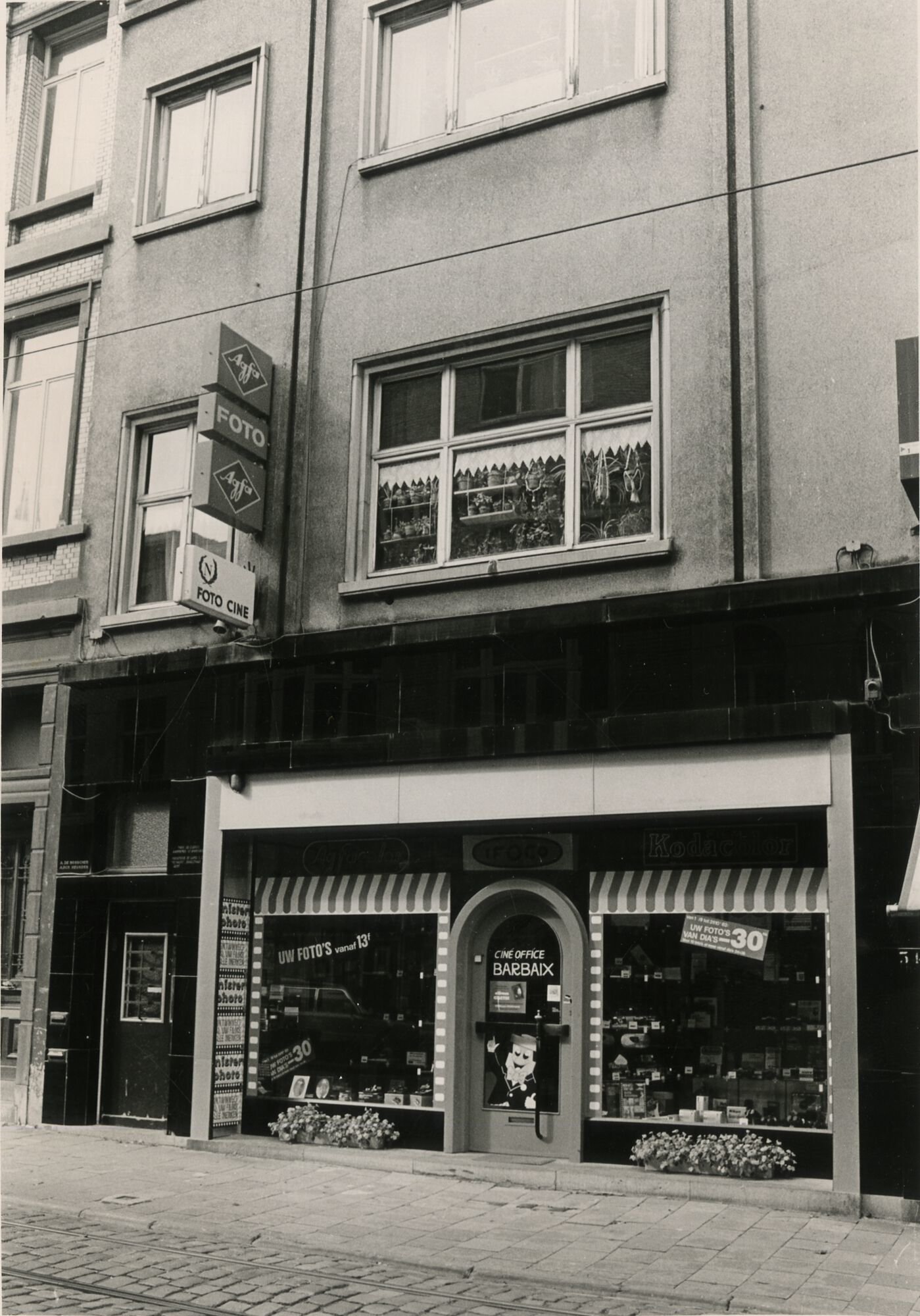 Etalage van fotografiewinkel Barbaix in Gent