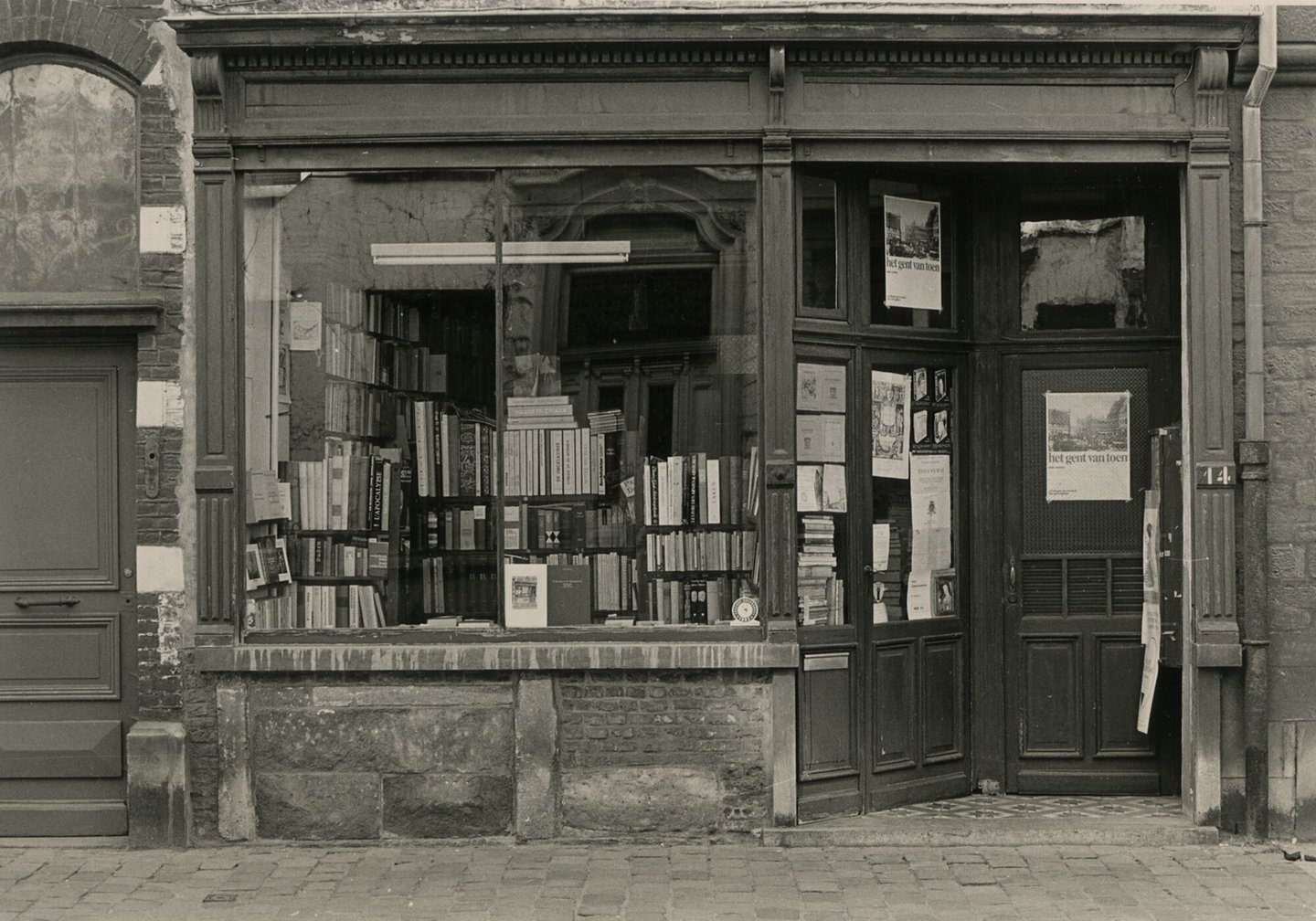 Etalage van een boekhandel in Gent