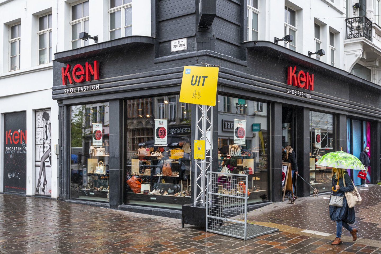 Etalage van Ken Shoe Fashion in Gent