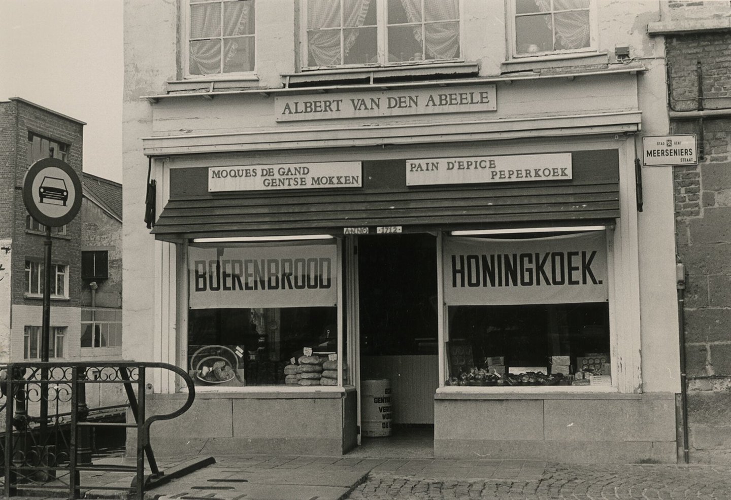 Etalage van bakkerij Albert Van Den Abeele in Gent