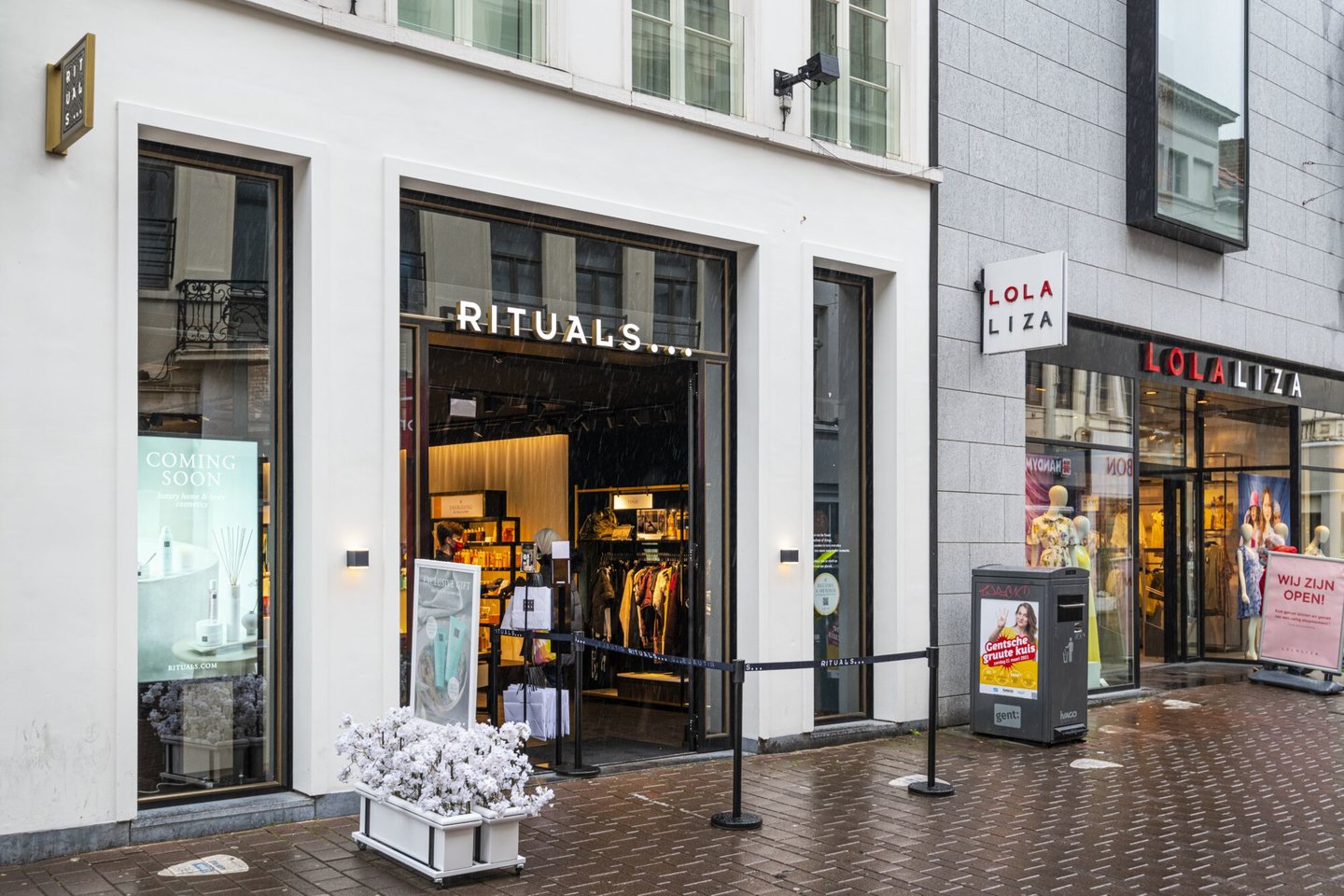 Toegang van Rituals, een kledingwinkel, parfums en verzorgingsproducten in Gent