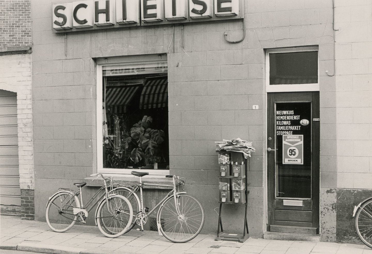 Etalage van nieuwkuis Schietse in Gent