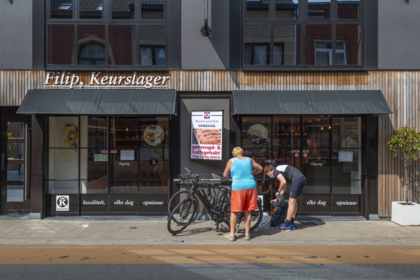 Etalage van beenhouwerij Keurslager Filip in Gentbrugge