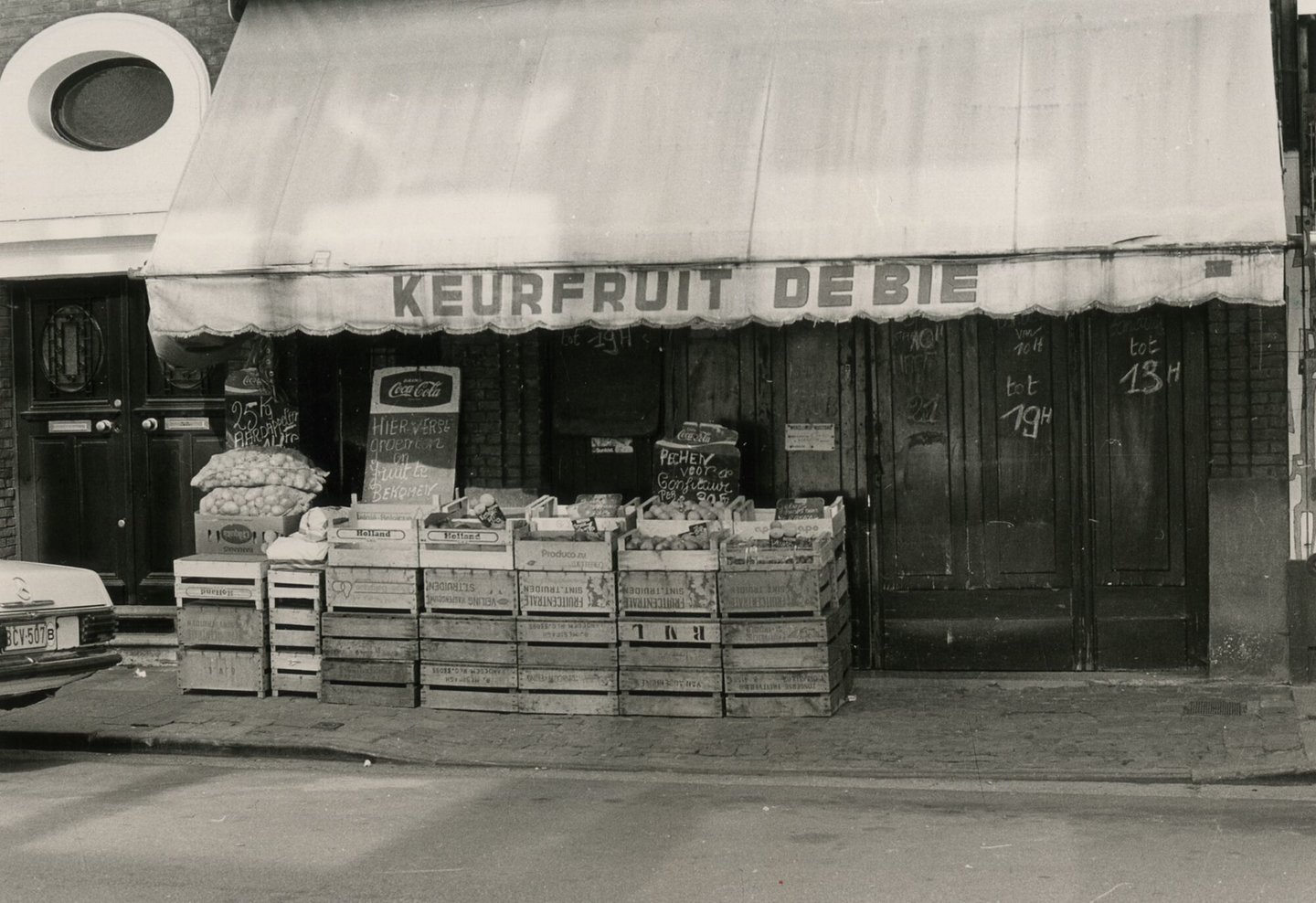 Etalage van fruit & groentewinkel Keurfruit De Bie in Gent