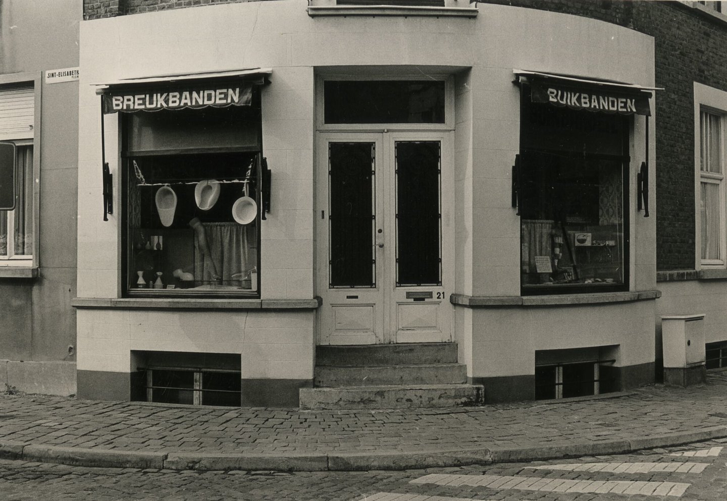 Etalage van orthopedische en paramedische artikelen in Gent