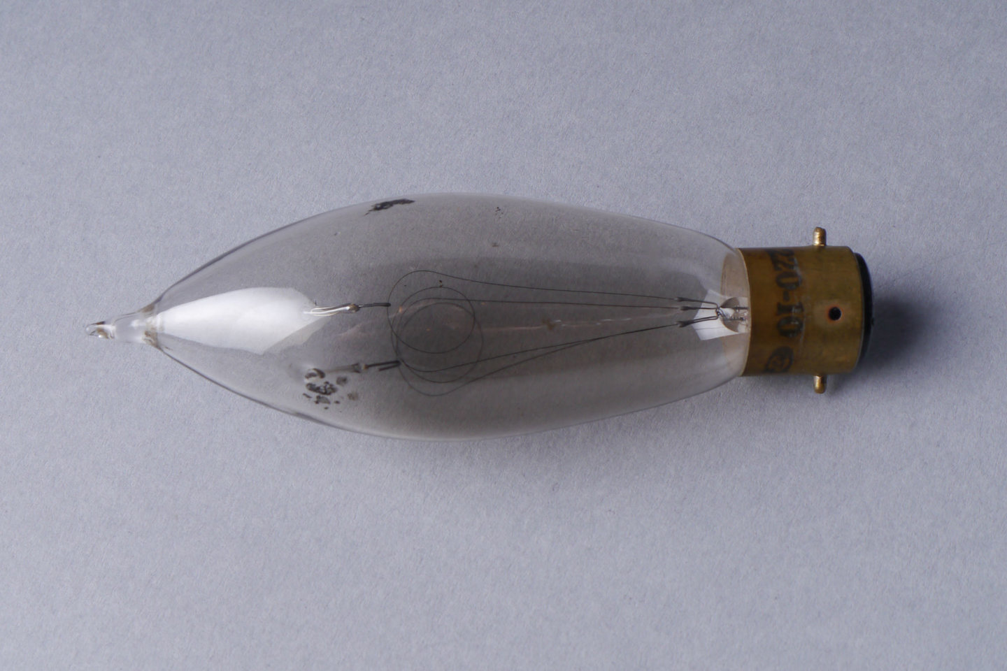 Gloeilamp zonder merk