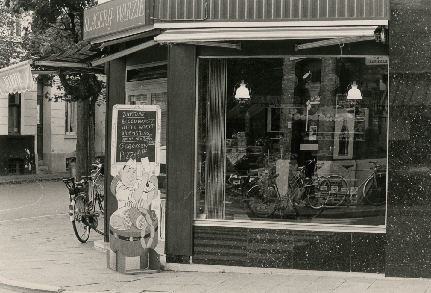 Etalage van beenhouwerij Warzie in Gent
