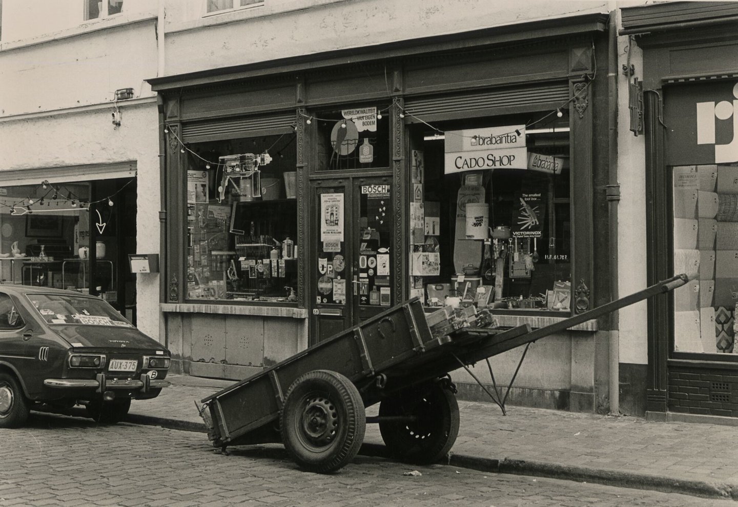 Etalage van een ijzerhandel in Gent