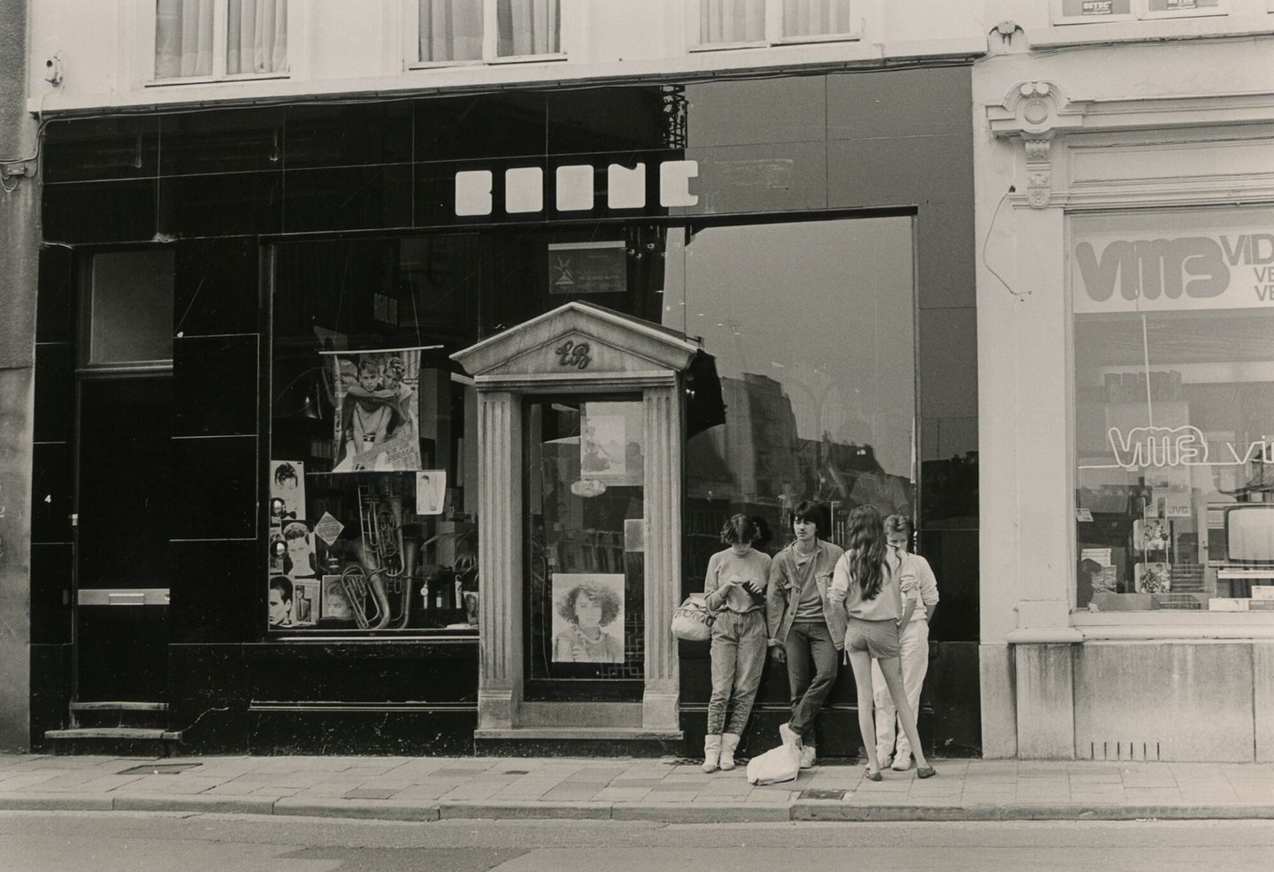 Etalage van kapsalon Boone in Gent