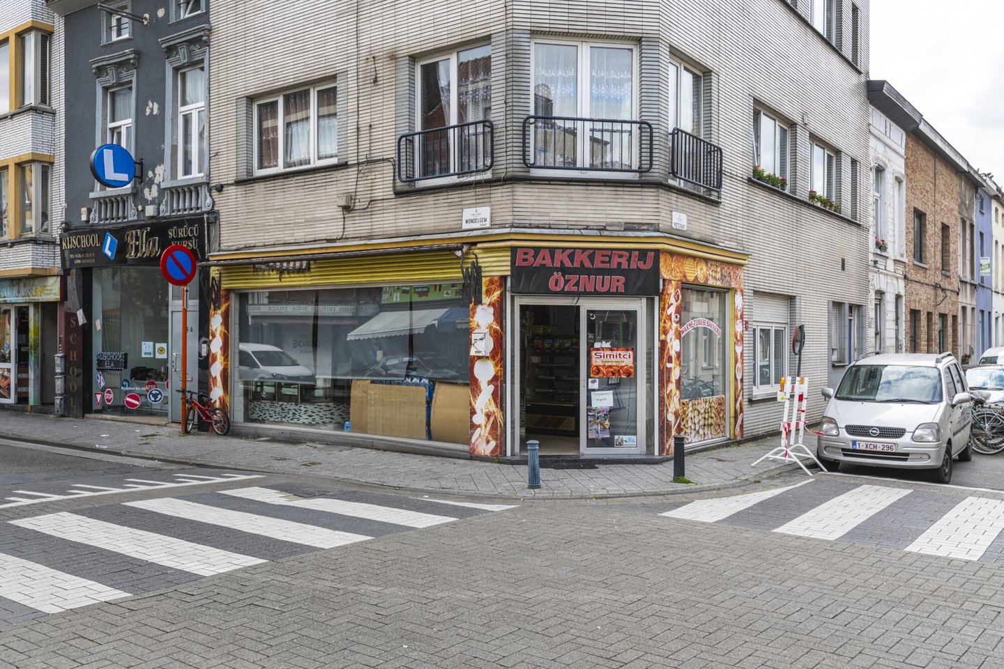 Etalage van bakkerij Öznur in Gent