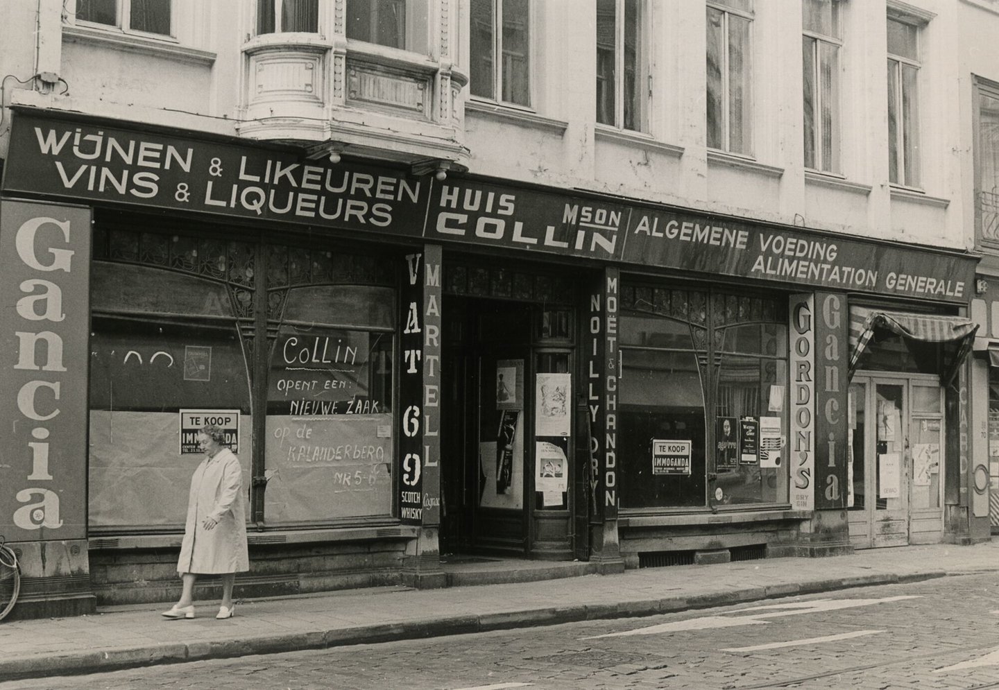 Etalage van drankenhandel Huis Collin in Gent