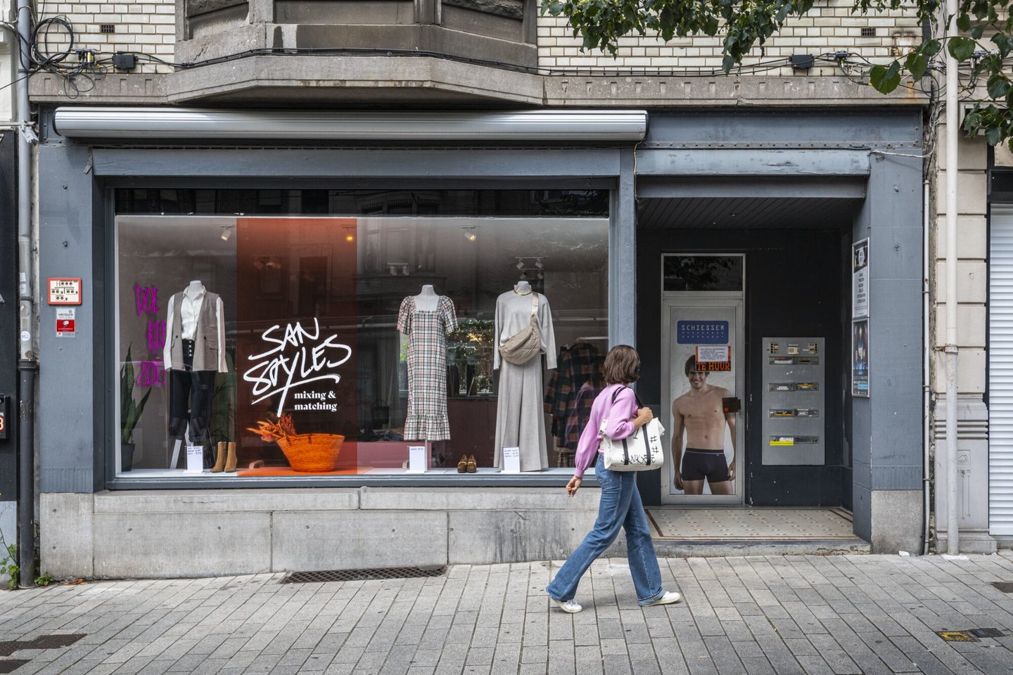 Etalage van kledingwinkel San Styles in Gent