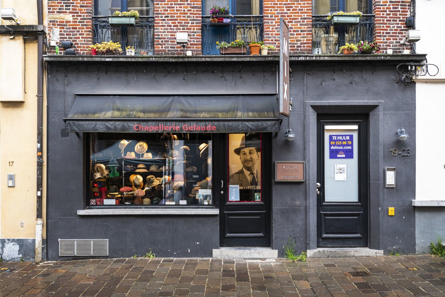 Etalage van hoedenwinkel Chapellerie Gelaude in Gent
