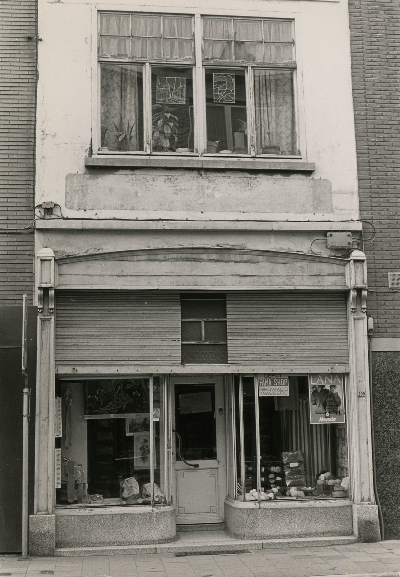 Etalage van een breigoedwinkel in Gent