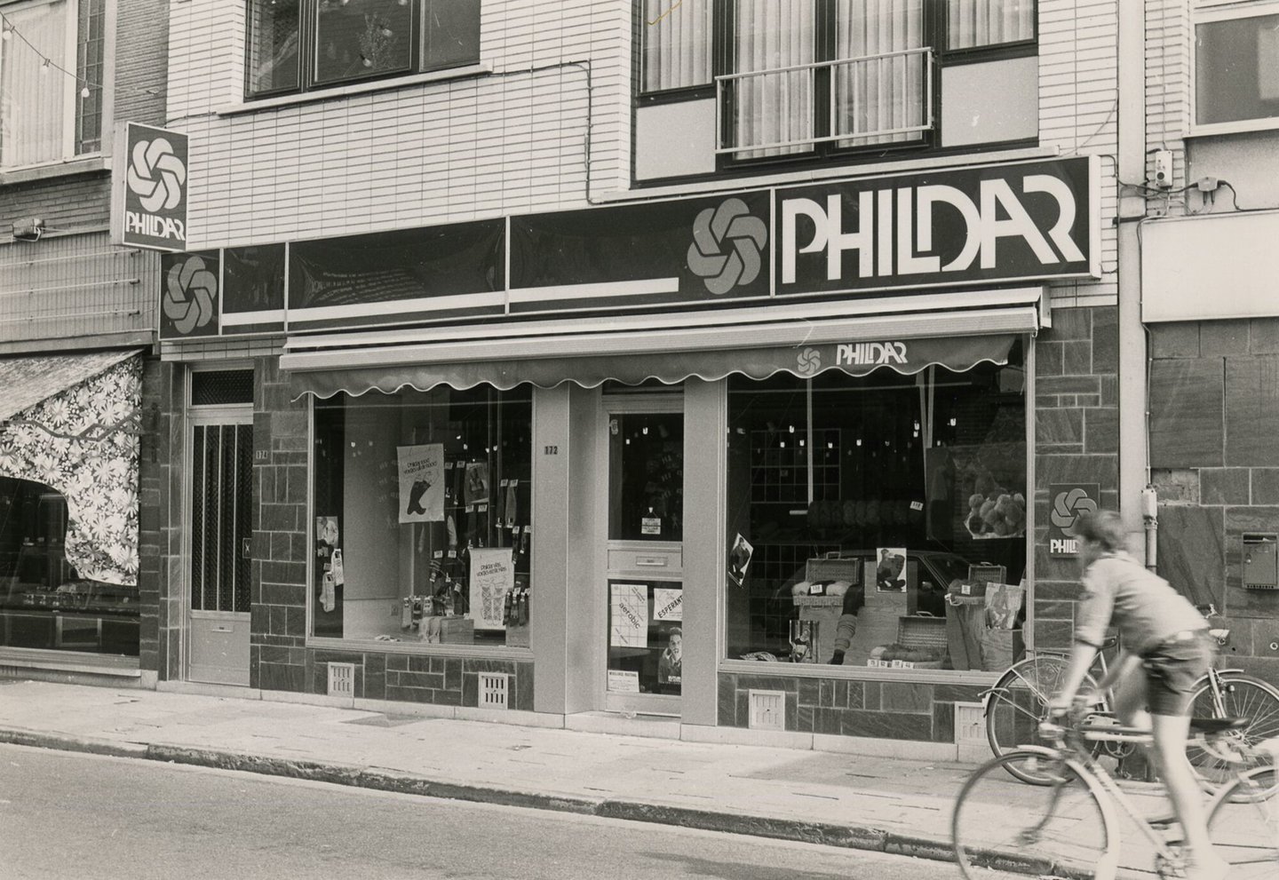 Etalage van breigoedwinkel Phildar in Gent