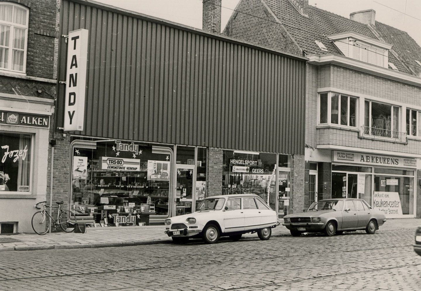Etalage van elektrozaak Tandy in Gent