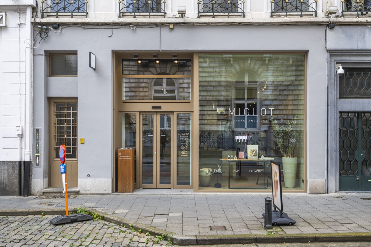 Etalage van parfumerie Miglot Fragrance Lab in Gent