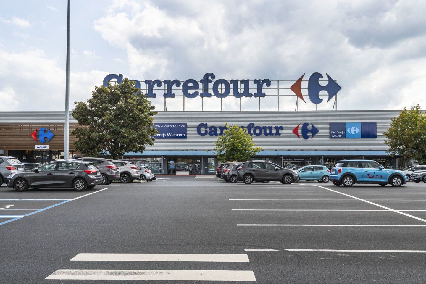 Carrefour Hypermarkt in Sint-Denijs-Westrem