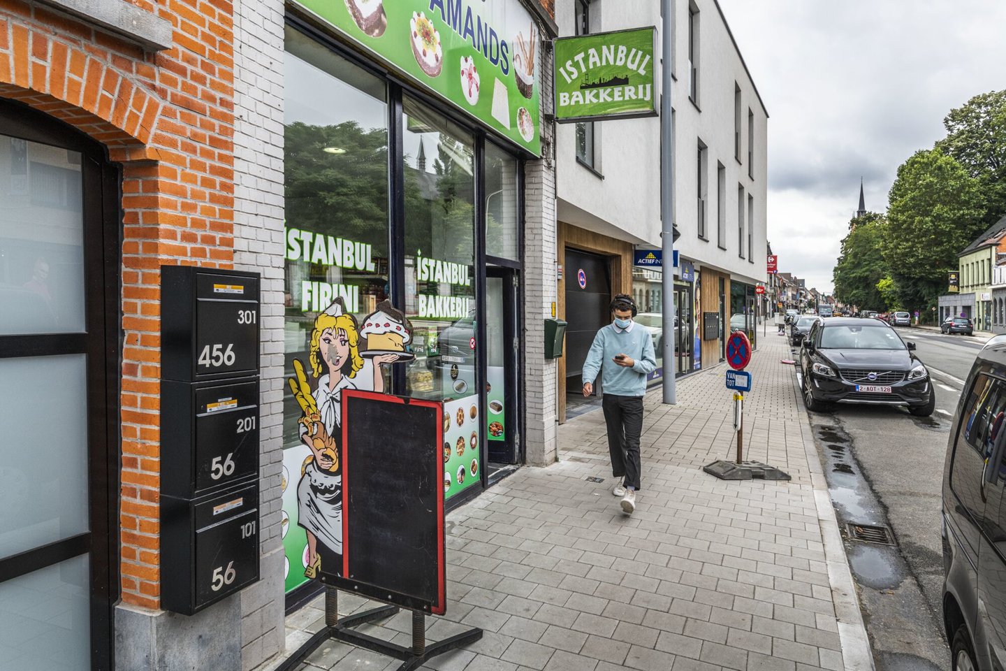 Etalage van bakkerij Istanbul in Sint-Amandsberg
