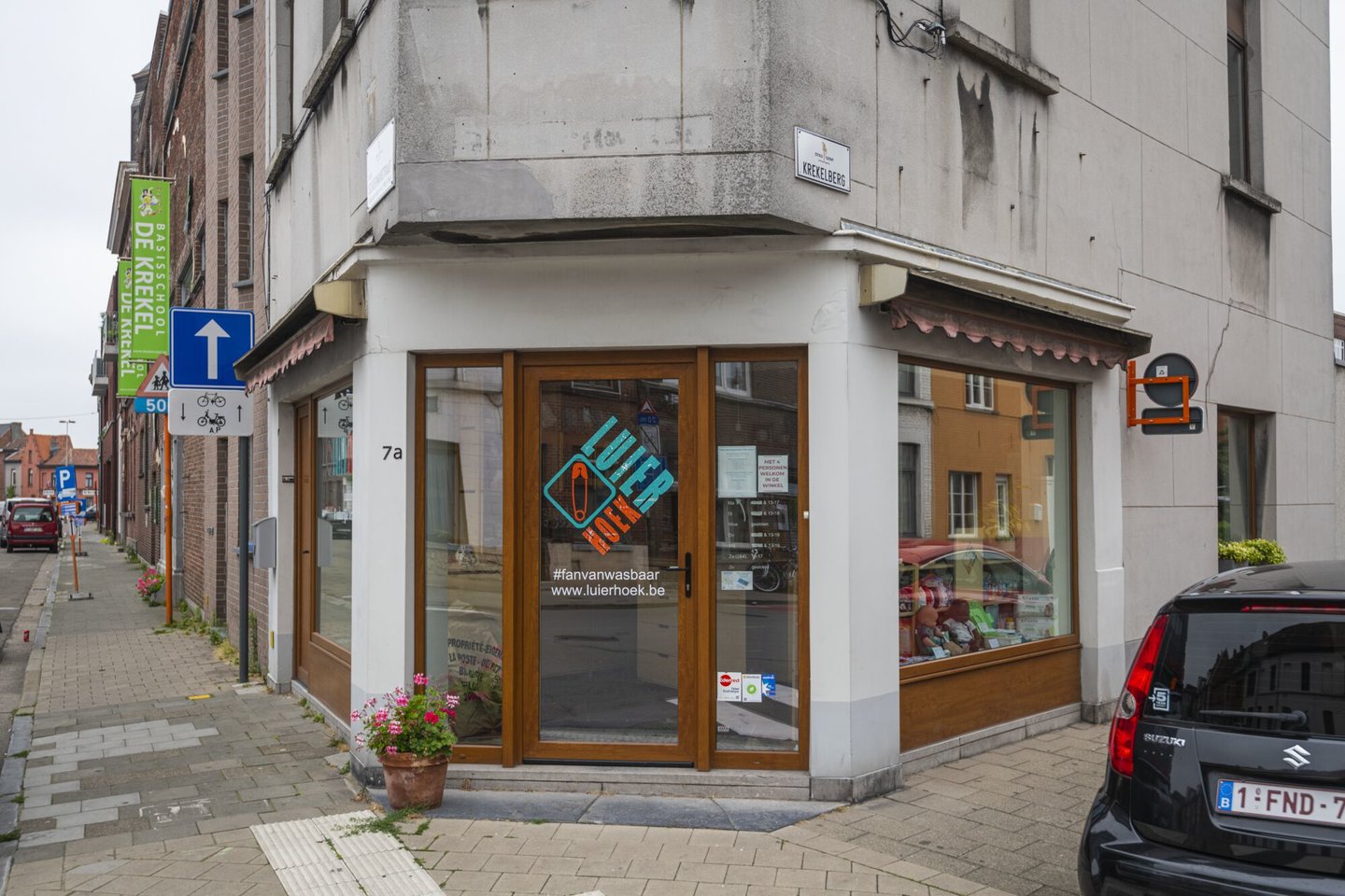 Etalage van Luierhoek, een winkel van wasbare luiers in Gent