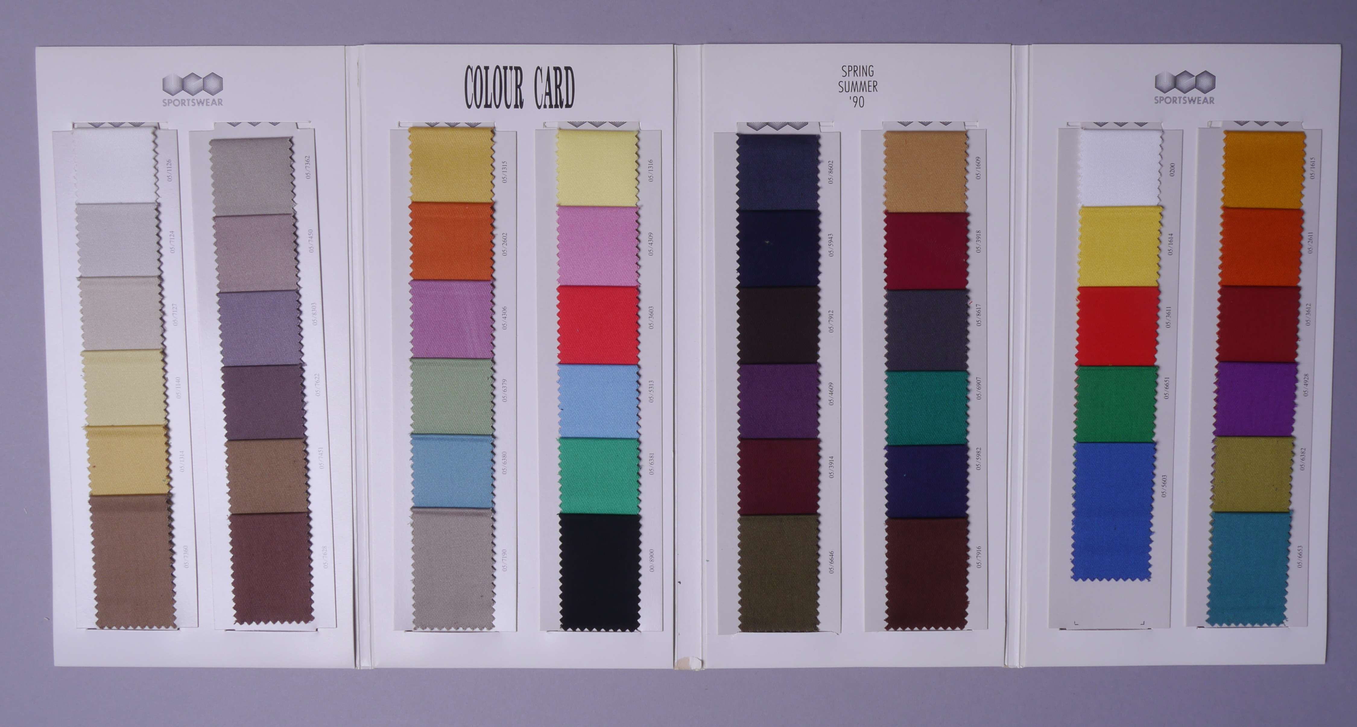 Staalboek met textielstalen van UCO Sportswear