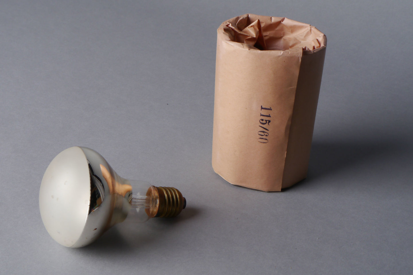 Gloeilamp zonder merk