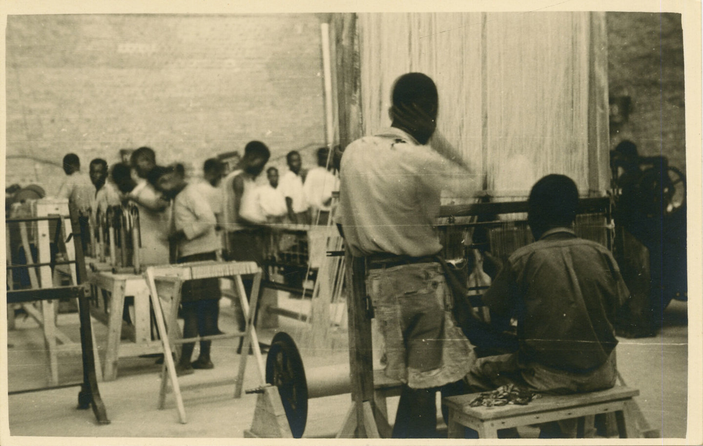 Opleidingscentrum van textielfabriek Filtisaf in Belgisch-Congo