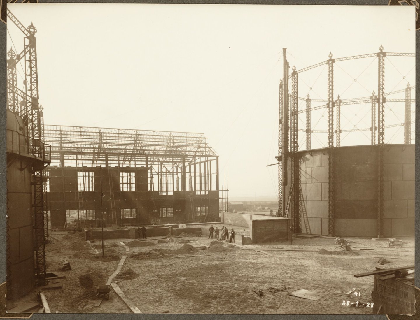 Bouw van funderingen voor kalkzuivering van sulfatatieatelier van cokesfabriek Kuhlmann in Zelzate