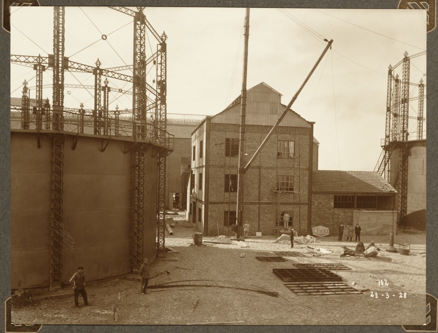 Bouw van kalkzuivering van sulfatatieatelier van cokesfabriek Kuhlmann in Zelzate