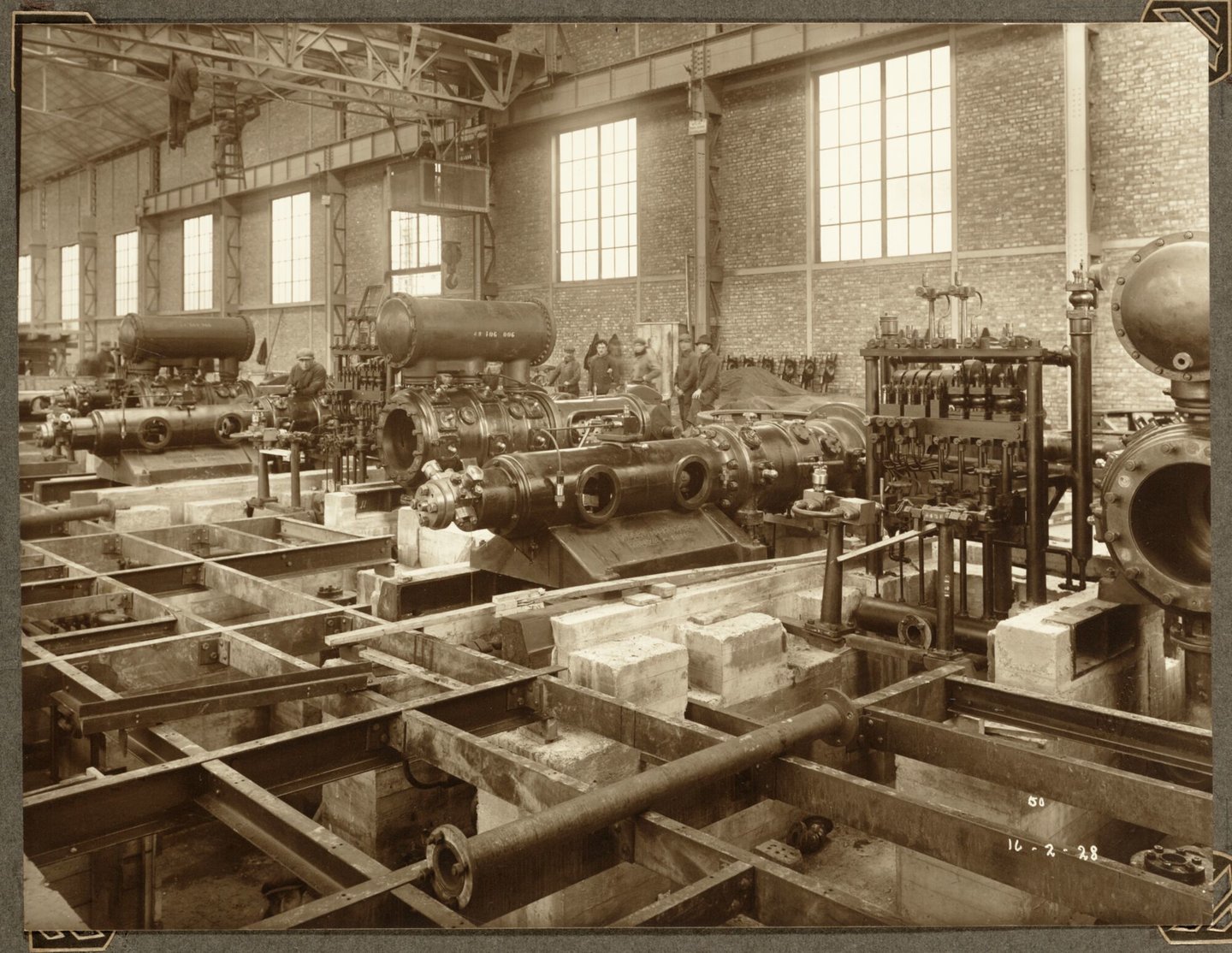 Bouw van compressorenzaal van ammoniakfabriek van cokesfabriek Kuhlmann in Zelzate