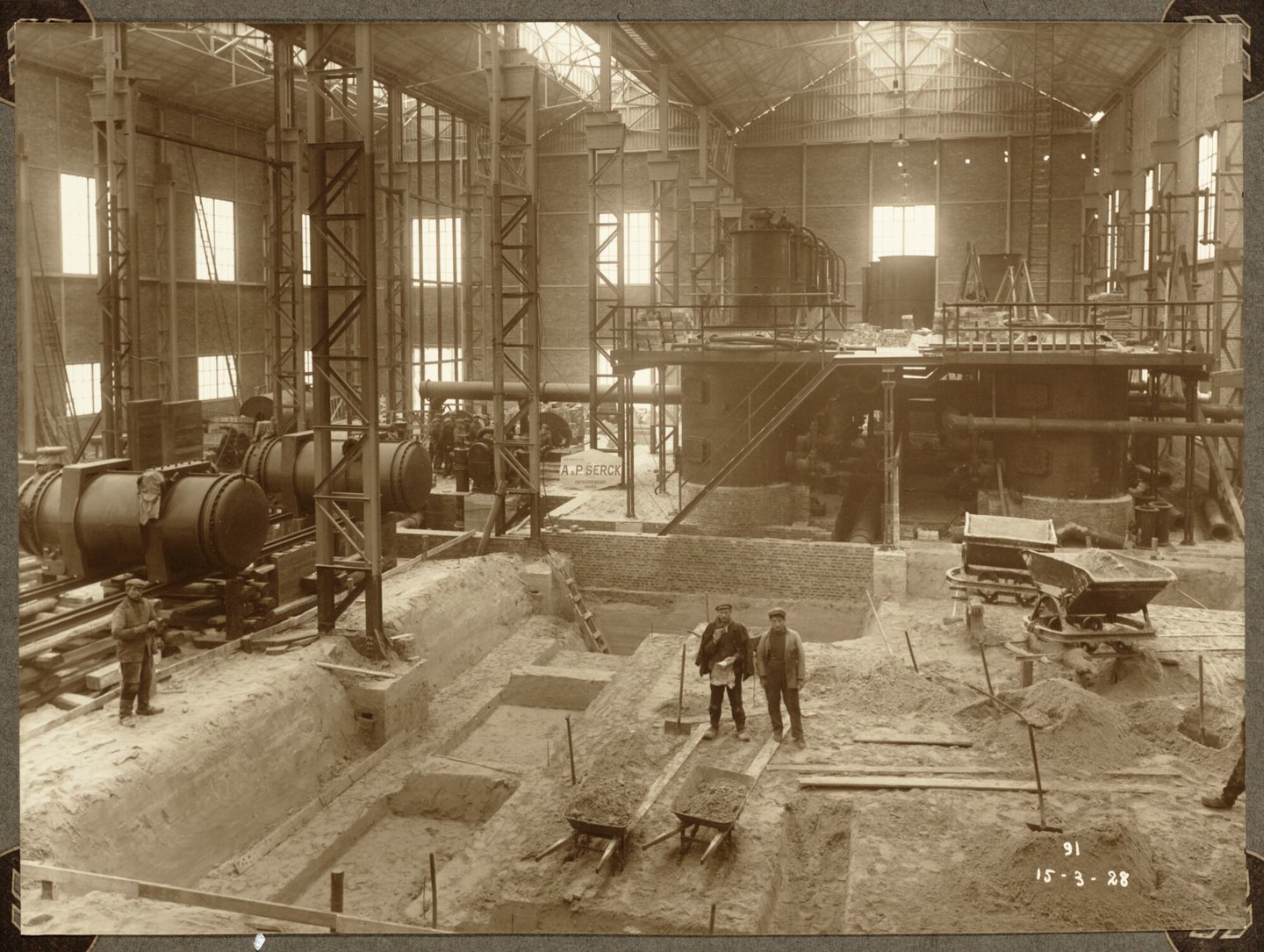 Bouw van S.C.A.M.-zaal, 'Bamag' en opgravingen voor branders van ammoniakfabriek van cokesfabriek Kuhlmann in Zelzate