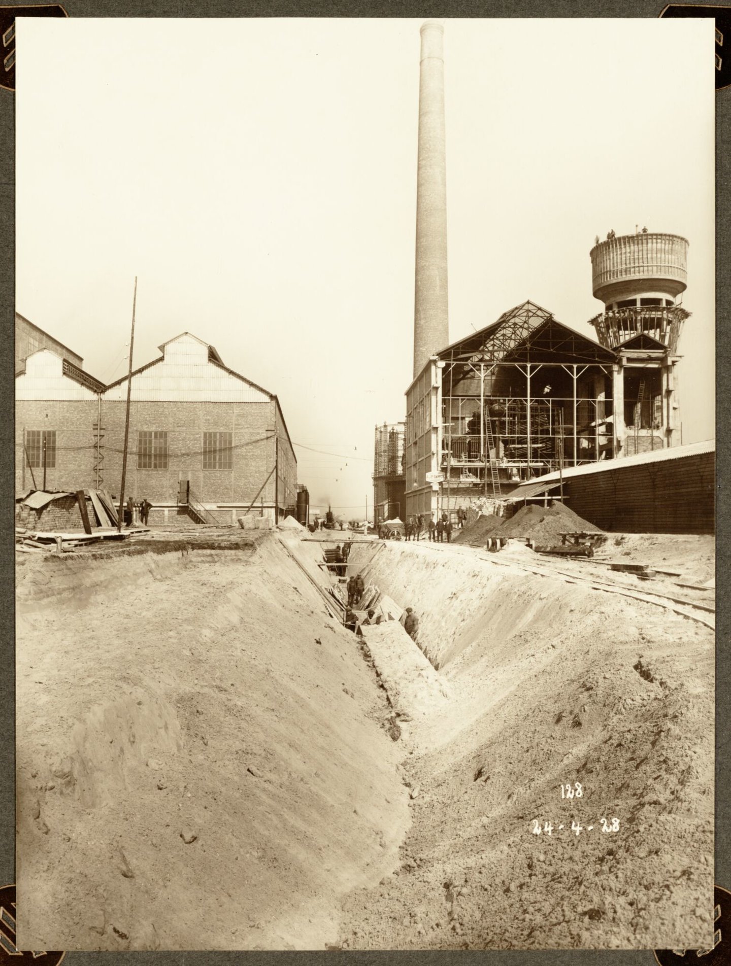Bouw van generatorengebouw en ammoniakfabriek van cokesfabriek Kuhlmann in Zelzate