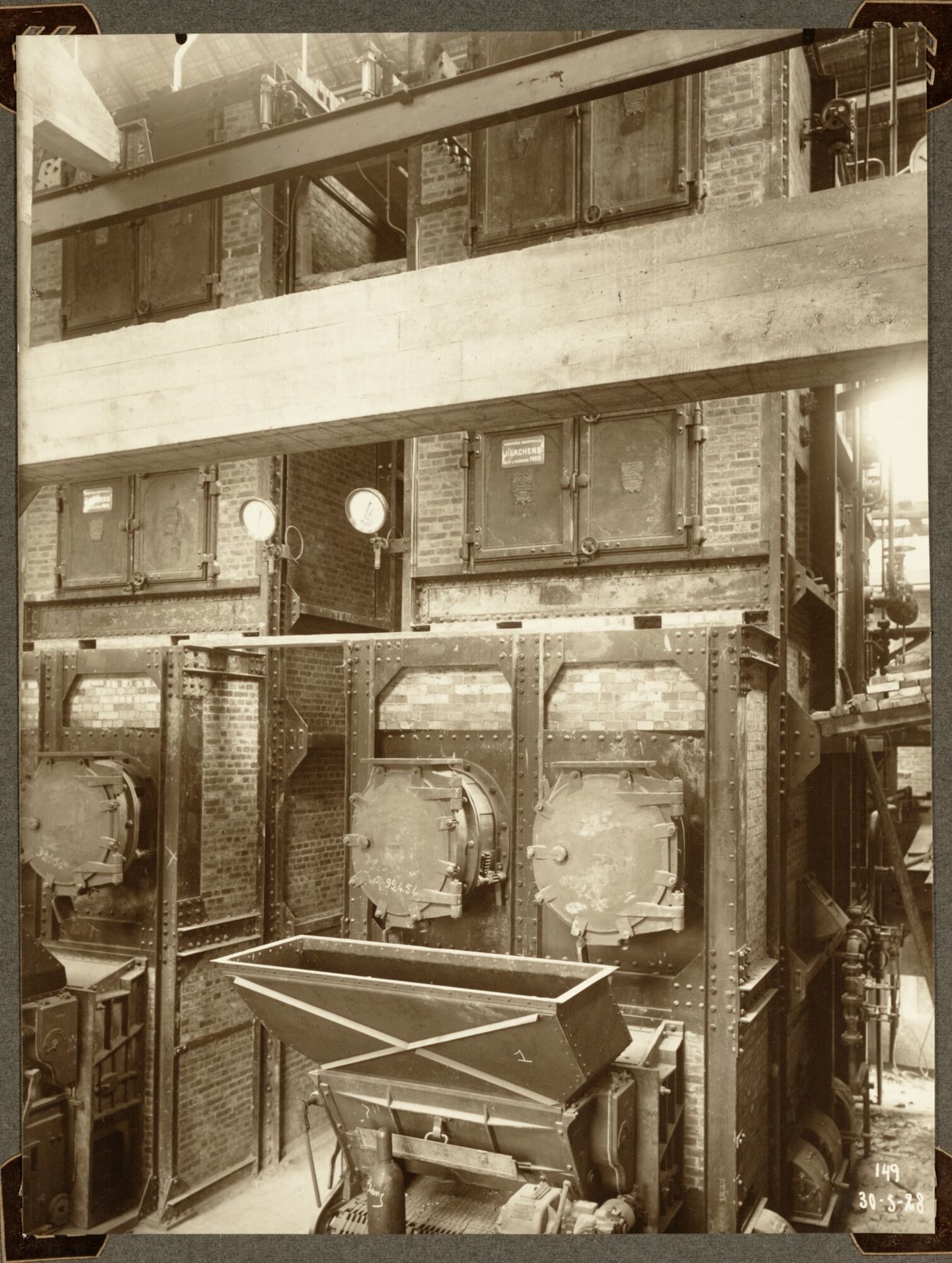 Bouw van generatorengebouw van ammoniakfabriek van cokesfabriek Kuhlmann in Zelzate