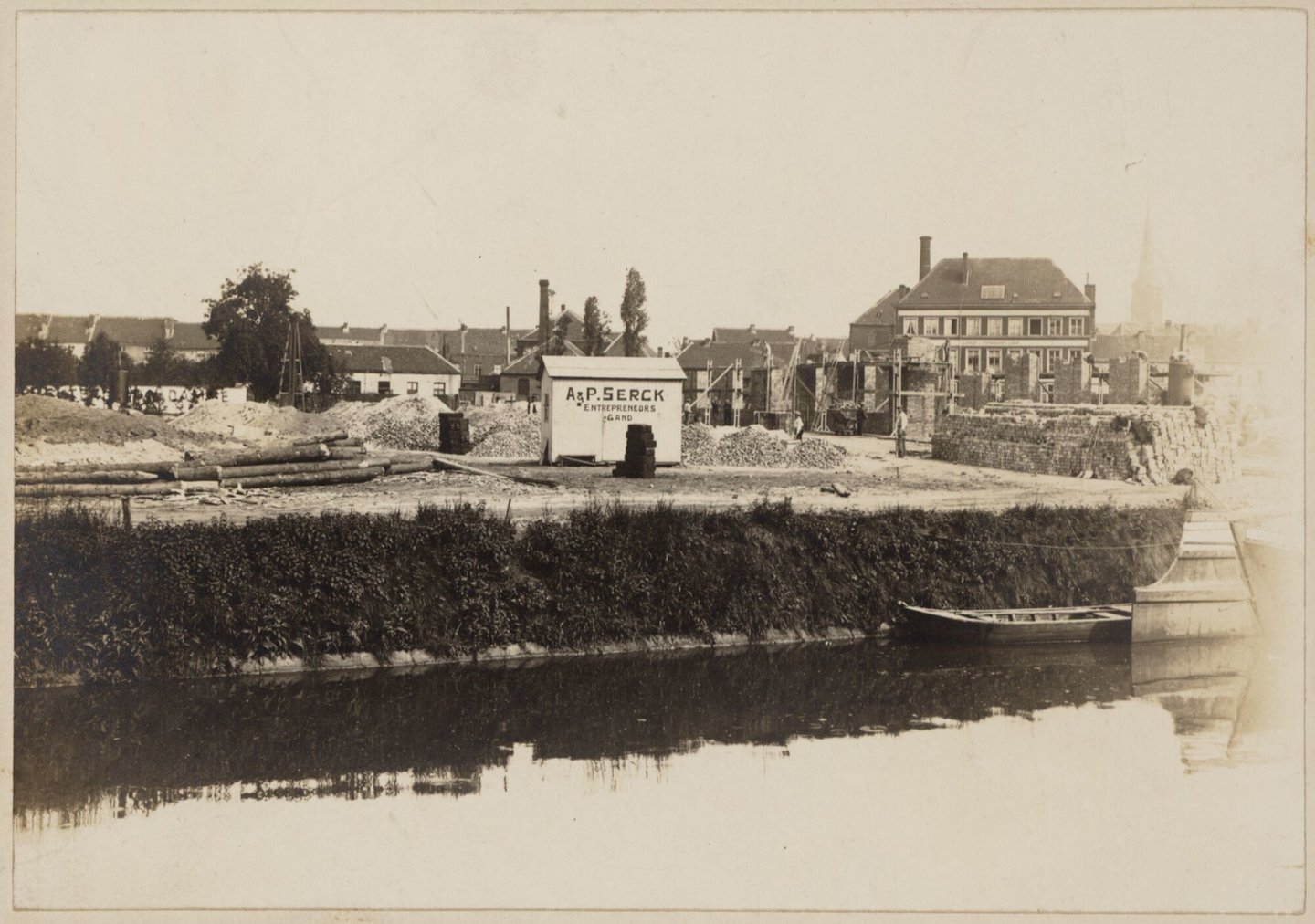 Bouw van rubberfabriek Laroche-Lechat in Gent