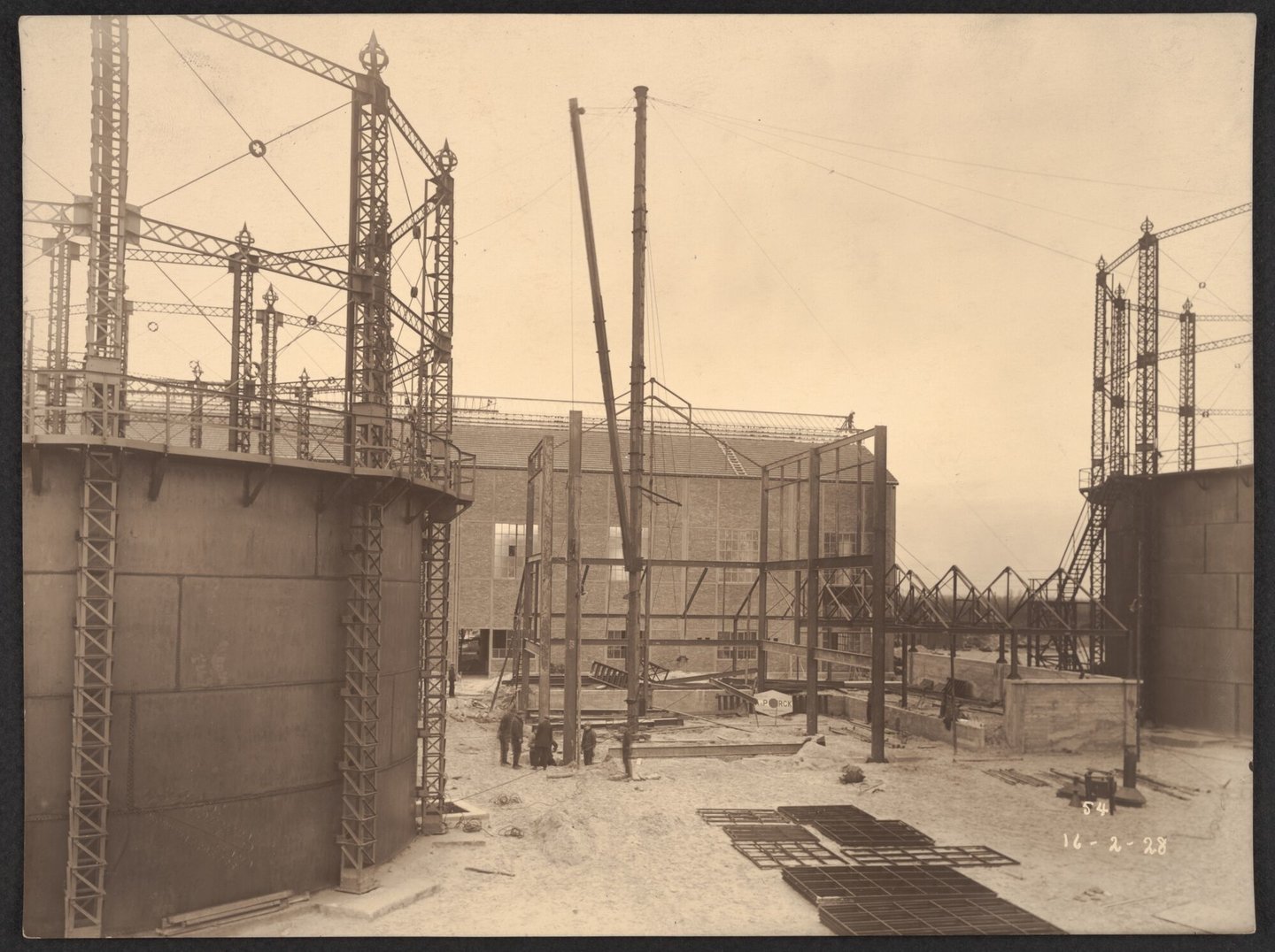 Bouw van kalkzuivering van sulfatatieatelier van cokesfabriek Kuhlmann in Zelzate