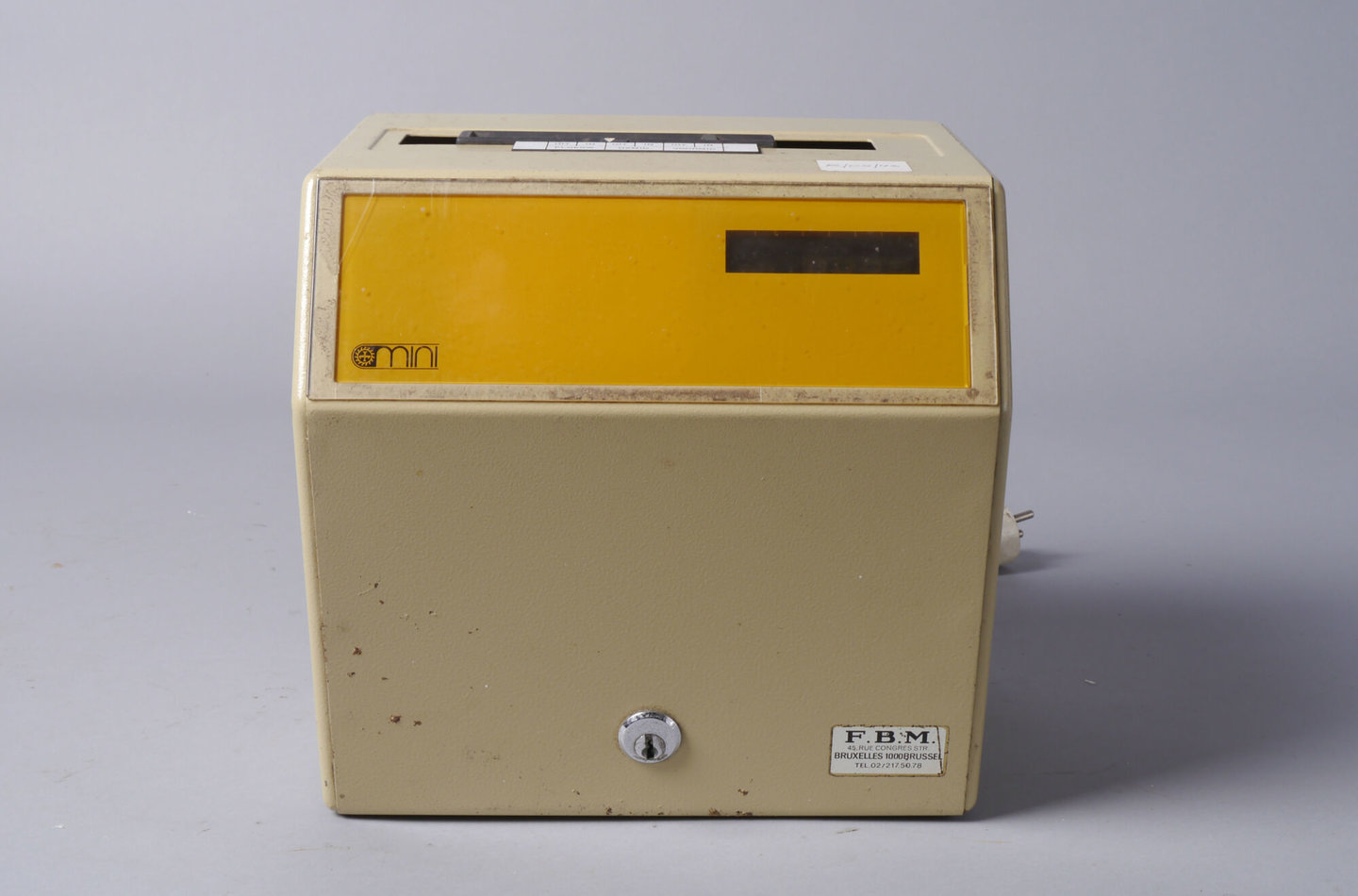 Elektrische prikklok van het merk FBM