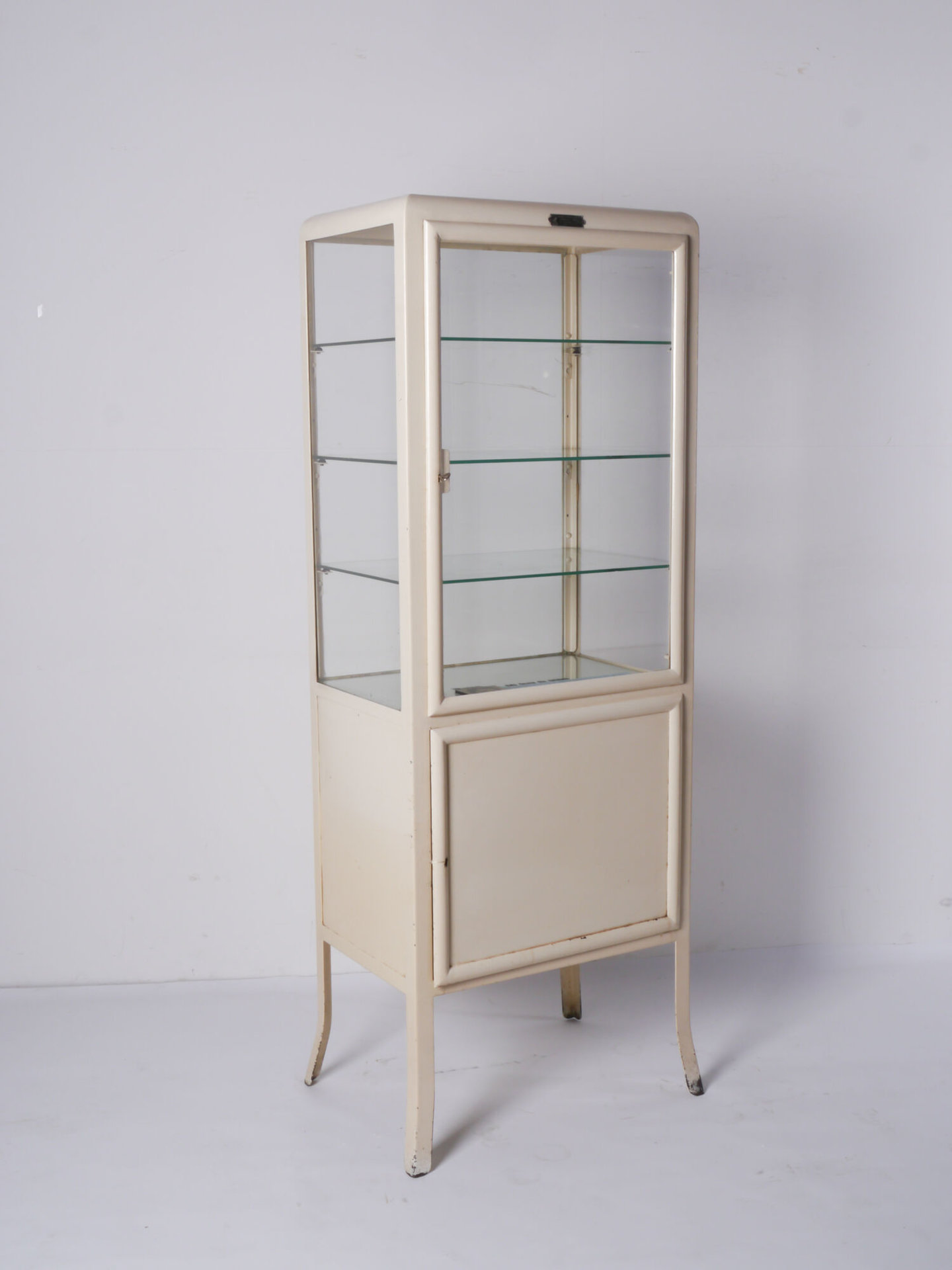 Dokterskast voor medicijnen en EHBO-materiaal