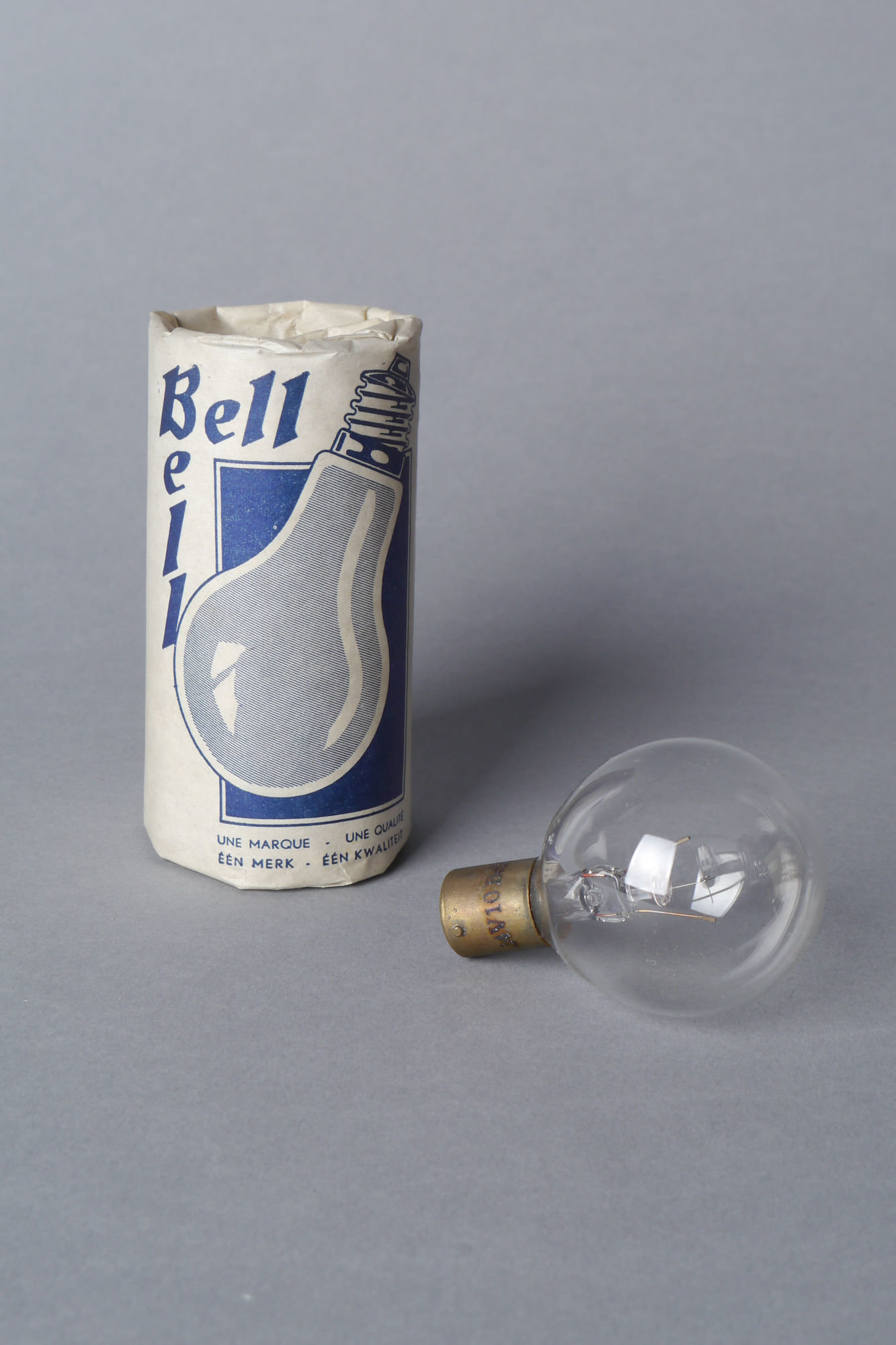 Gloeilamp van het merk Bell