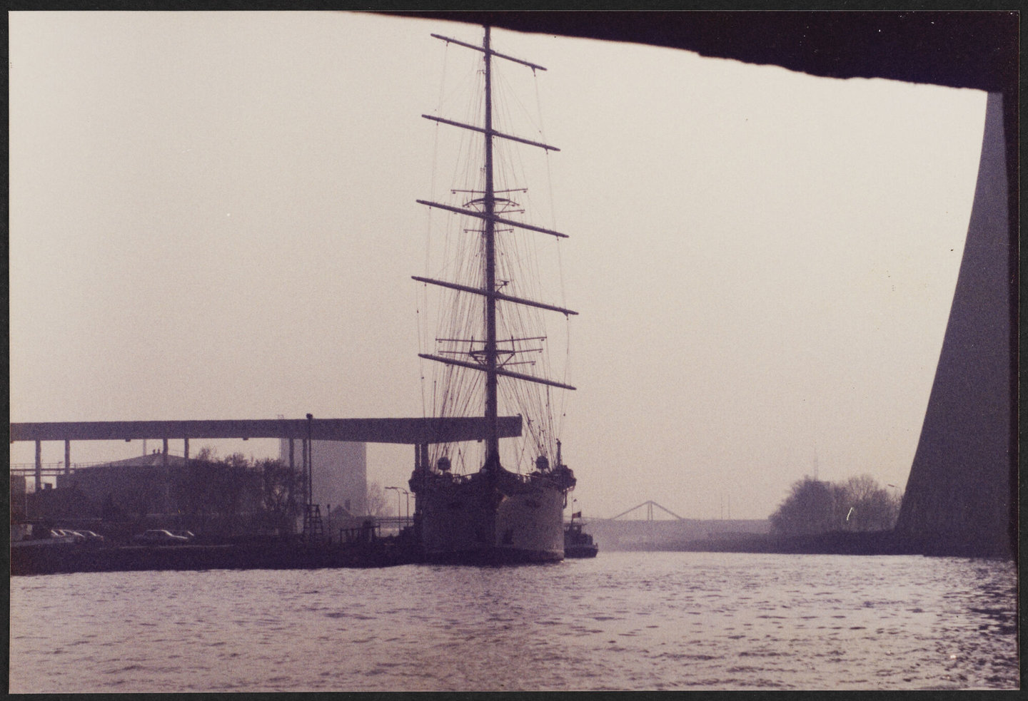 Zeilschip Star Clipper aan de kade bij Scheepswerven Langerbrugge in Gent