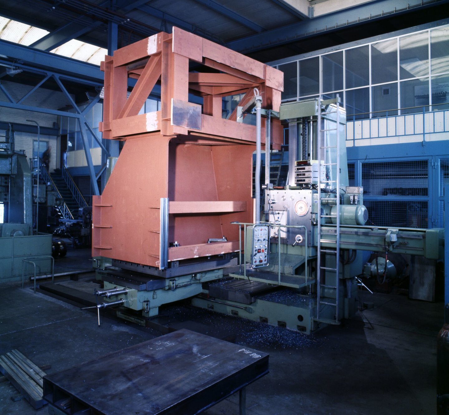 Kotterbank in machinewerkplaats van Gentse Metaalwerken in Gent