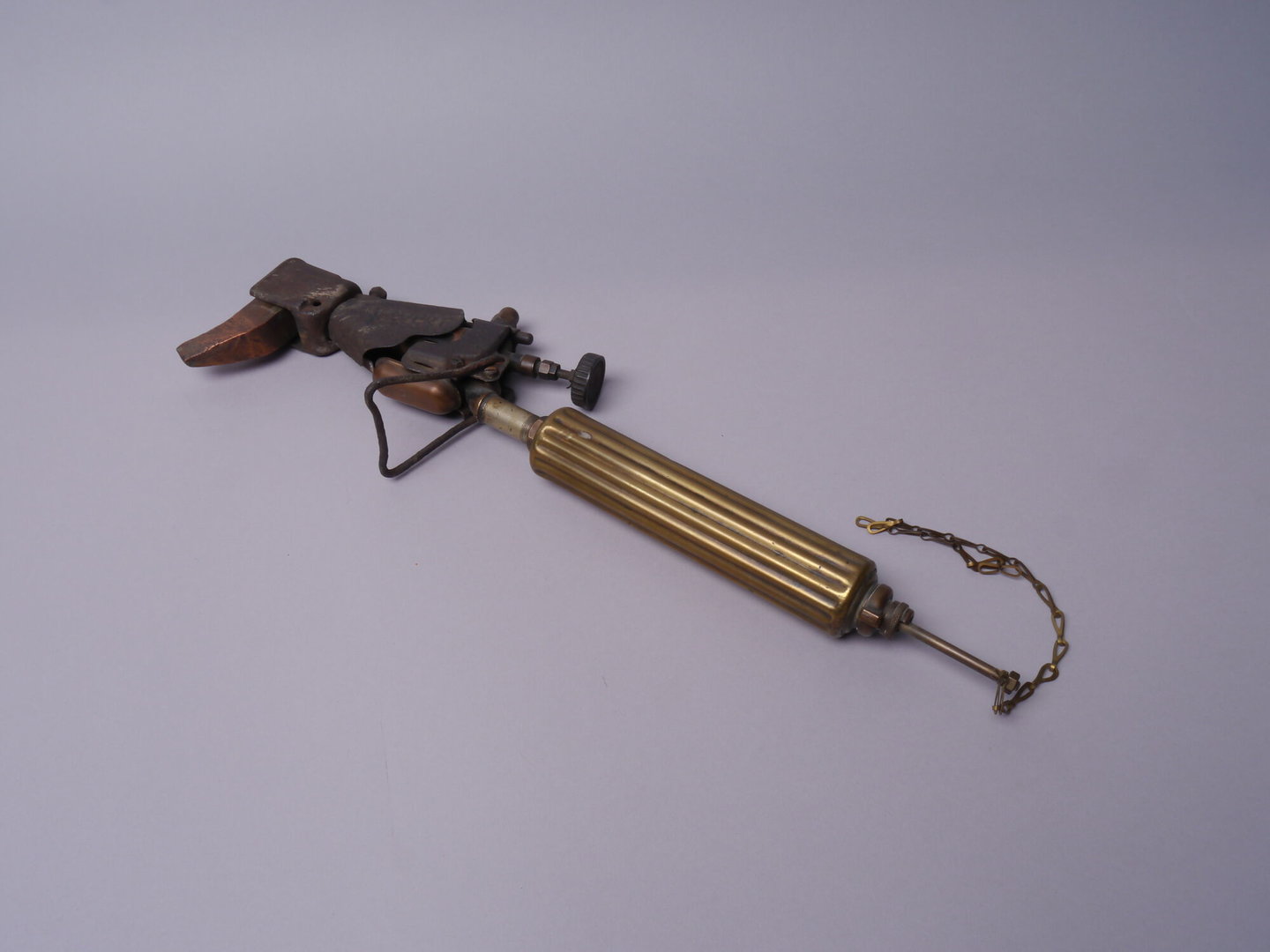 Benzine-soldeerbout van het merk Sievert